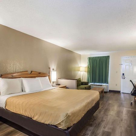 Econo Lodge Clinton Extérieur photo